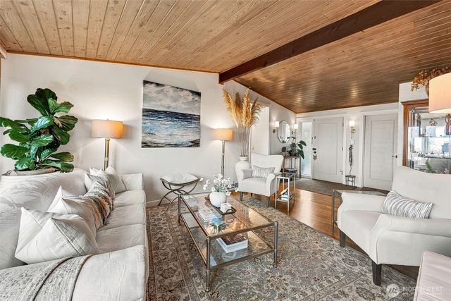 239 SW 184th Street, Normandy Park, WA 98166