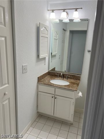 4720 Saint Croix LN 118, Naples, FL 34109