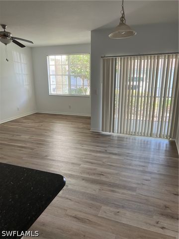 4720 Saint Croix LN 118, Naples, FL 34109