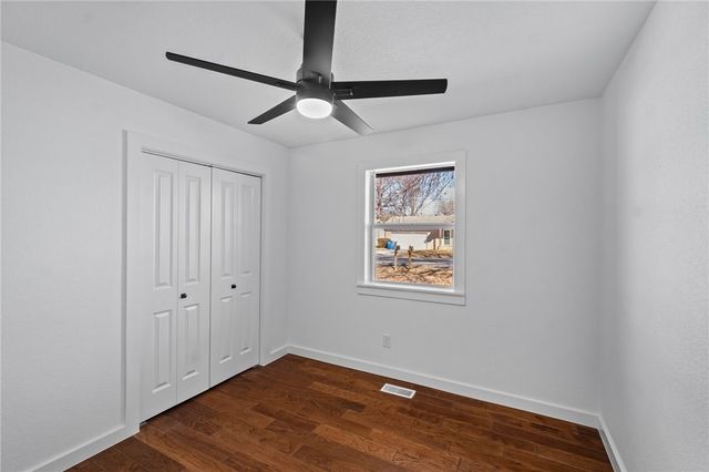 208 13th Street, Bentonville, AR 72712