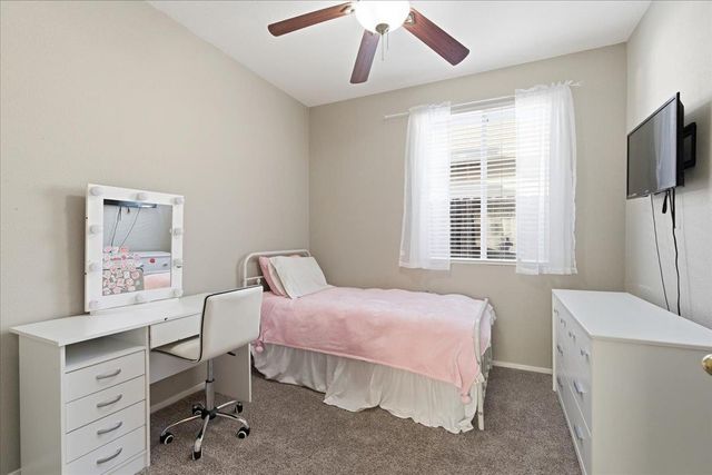 2210 Geary St, West Sacramento, CA 95691