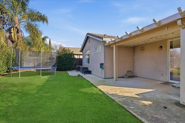 2210 Geary St, West Sacramento, CA 95691