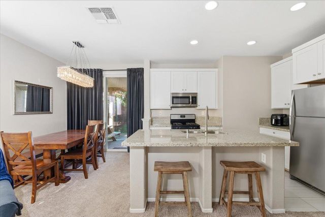 2210 Geary St, West Sacramento, CA 95691