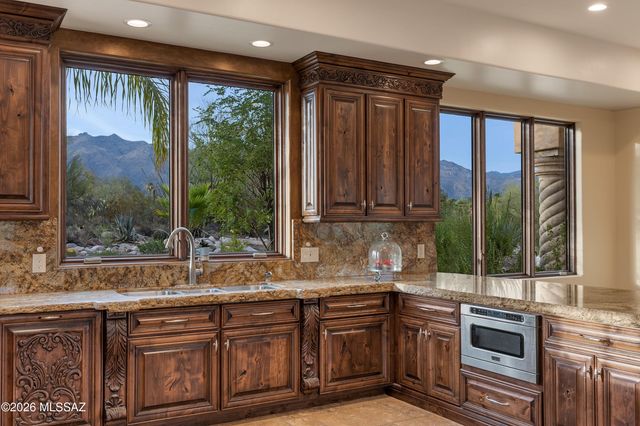 4280 N La Linda Rama, Tucson, AZ 85718