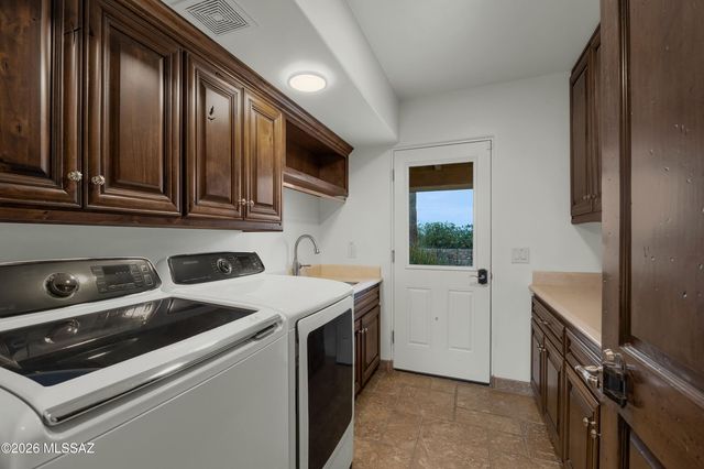 4280 N La Linda Rama, Tucson, AZ 85718