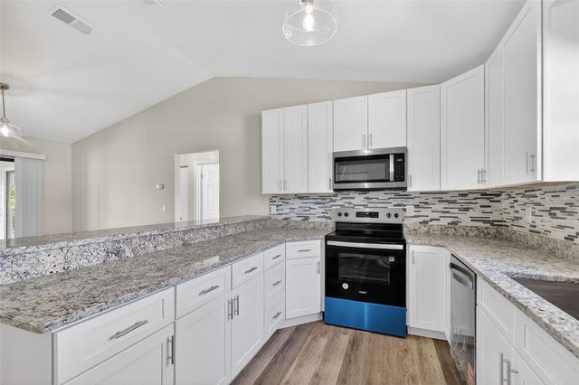 1120 GARDNER LANE, Mount Dora, FL 32757