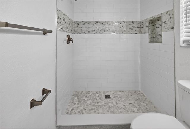 1120 GARDNER LANE, Mount Dora, FL 32757