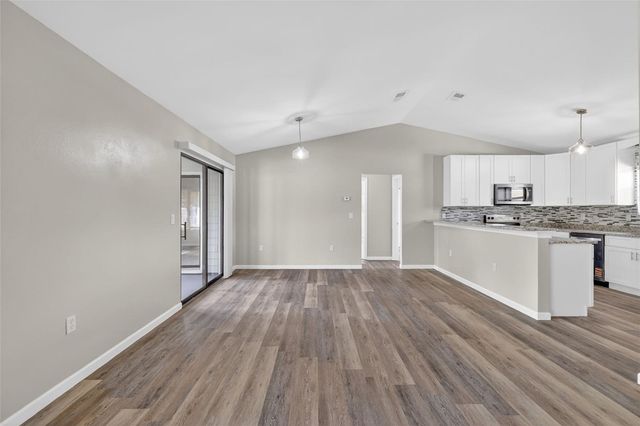 1120 GARDNER LANE, Mount Dora, FL 32757