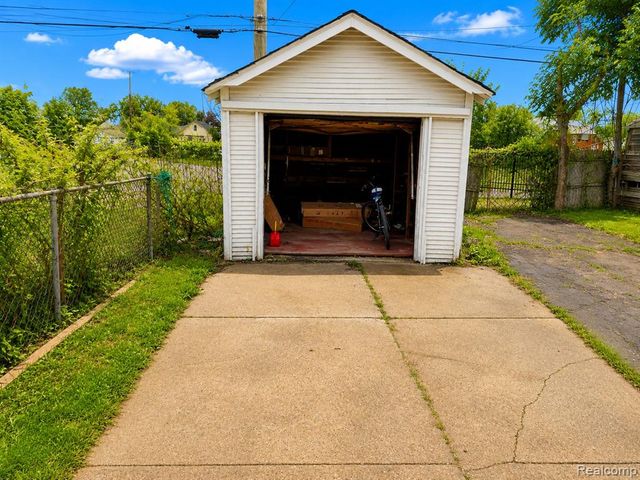10189 Monica Street, Detroit, MI 48204