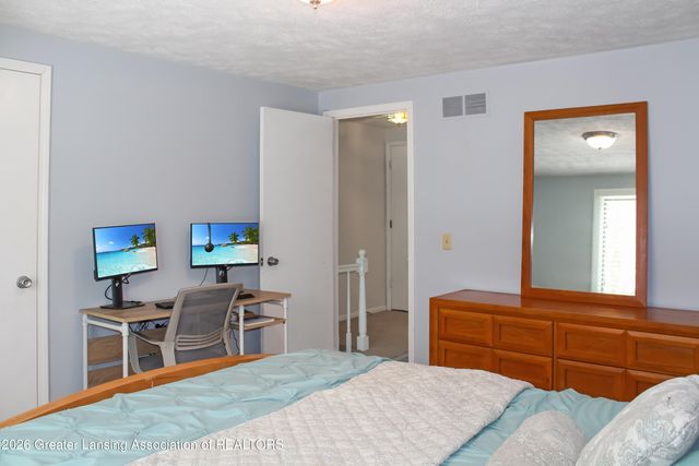 688 Moorland Drive, East Lansing, MI 48823