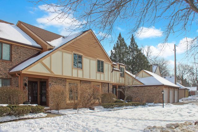 688 Moorland Drive, East Lansing, MI 48823