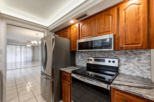 2650 PEARCE DRIVE 111, Clearwater, FL 33764