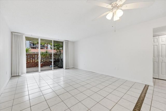 2650 PEARCE DRIVE 111, Clearwater, FL 33764