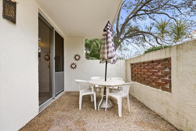 2650 PEARCE DRIVE 111, Clearwater, FL 33764