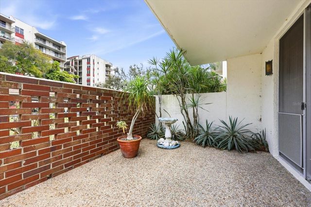 2650 PEARCE DRIVE 111, Clearwater, FL 33764