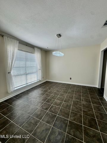 1315 Sussex Drive, Ocean Springs, MS 39564