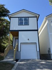 2237 Cruzen St, Nashville, TN 37211