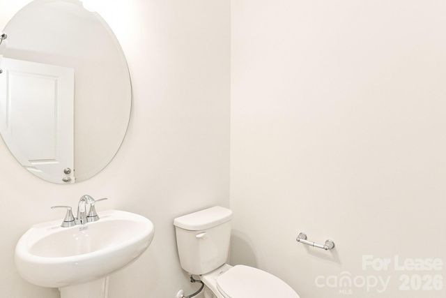 5148 Crestland Avenue B, Charlotte, NC 28269