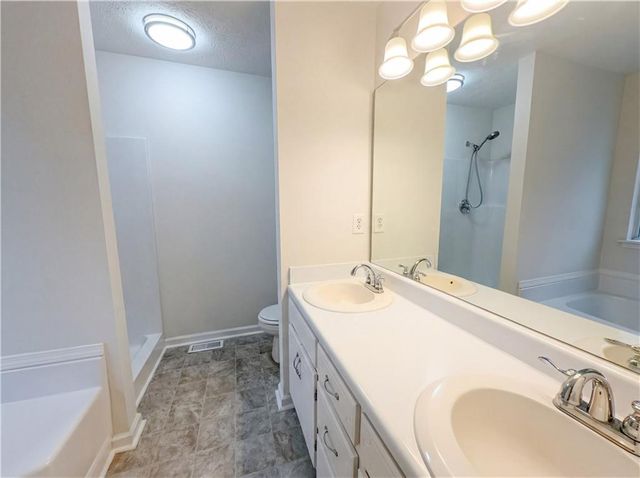 541 Harris Drive, Bethlehem, GA 30620