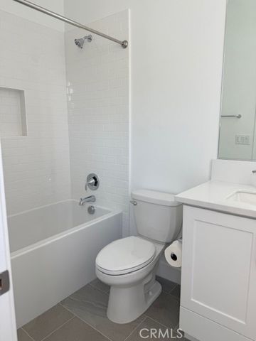 29665 Paseo Capilla, Valencia, CA 91354