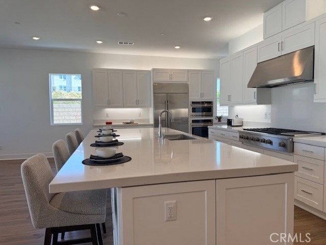 29665 Paseo Capilla, Valencia, CA 91354