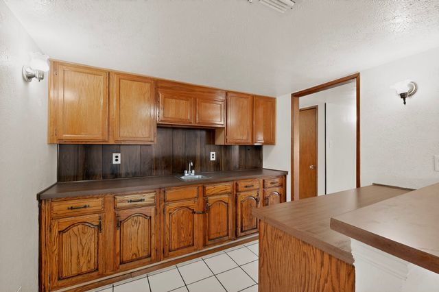 1926 Rambling Ridge Lane, Carrollton, TX 75007