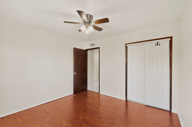 1926 Rambling Ridge Lane, Carrollton, TX 75007