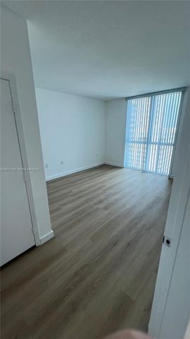 9055 SW 73rd Ct 2007, Miami, FL 33156