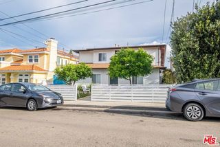 2107 Pullman Lane E, Redondo Beach, CA 90278