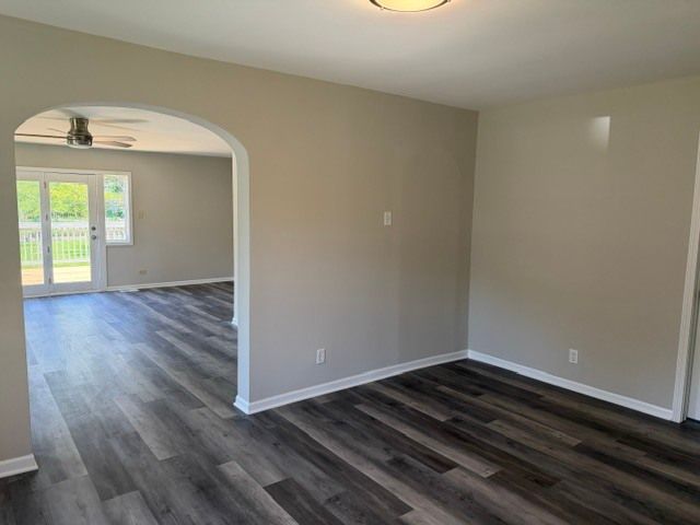 26146 W Blackhawk Avenue, Ingleside, IL 60041