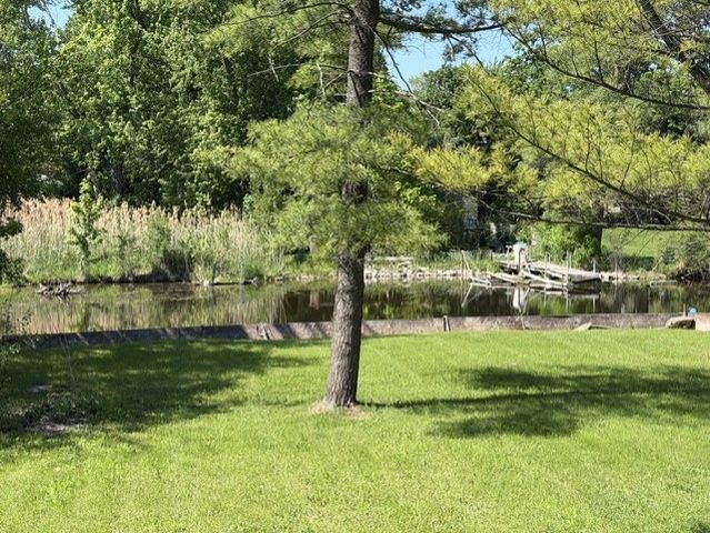 26146 W Blackhawk Avenue, Ingleside, IL 60041