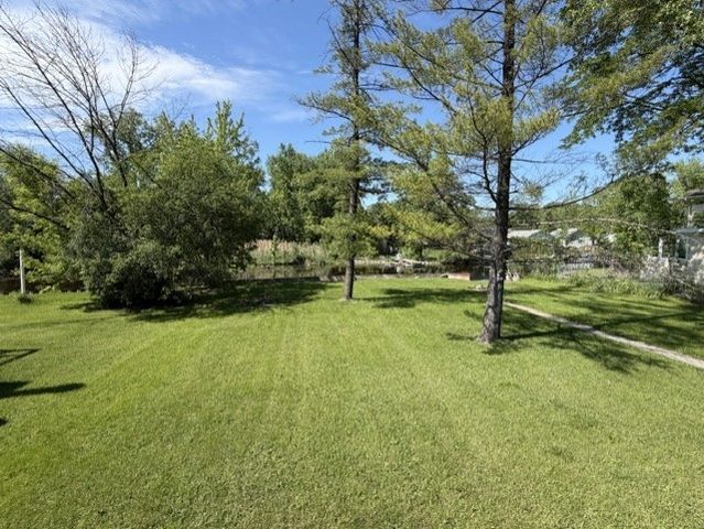 26146 W Blackhawk Avenue, Ingleside, IL 60041