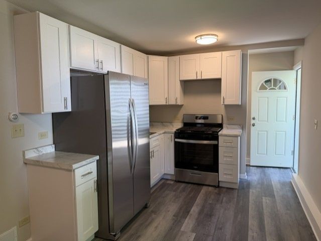 26146 W Blackhawk Avenue, Ingleside, IL 60041