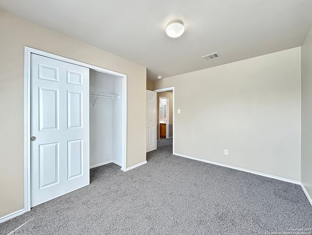 1754 Barking Wolf, San Antonio, TX 78245