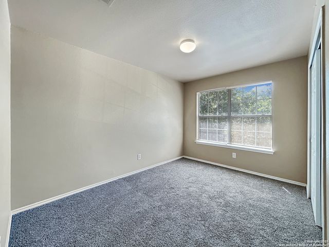 1754 Barking Wolf, San Antonio, TX 78245