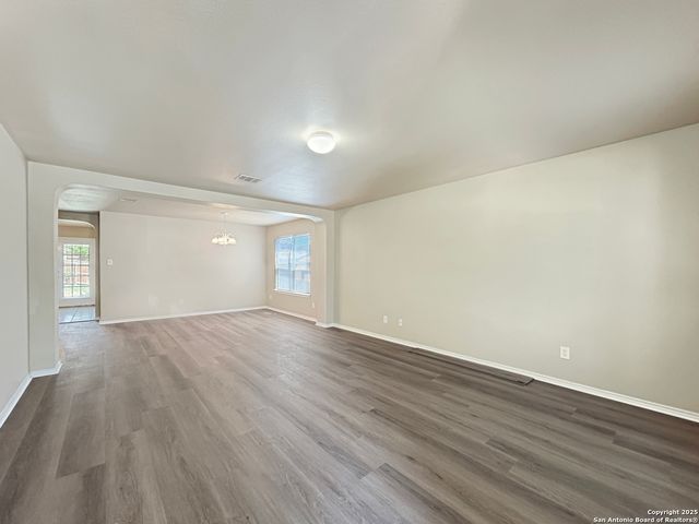 1754 Barking Wolf, San Antonio, TX 78245