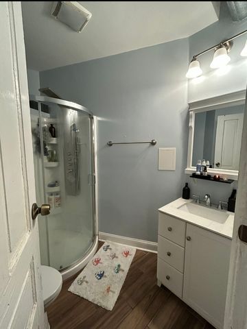 1332 W 18th Street 3F, Chicago, IL 60608