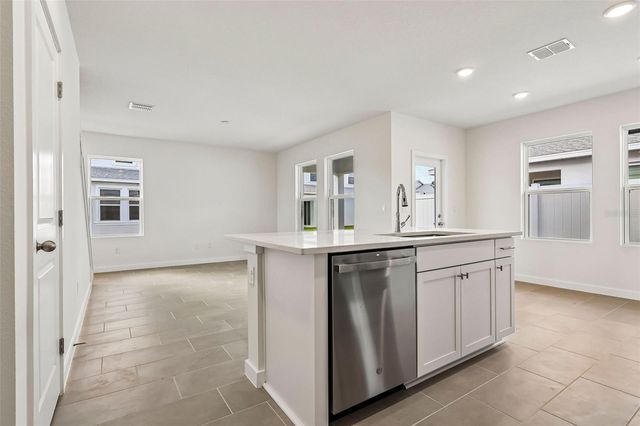 2712 MEADOW CREST DRIVE, St Cloud, FL 34773