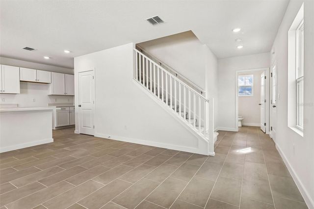 2712 MEADOW CREST DRIVE, St Cloud, FL 34773
