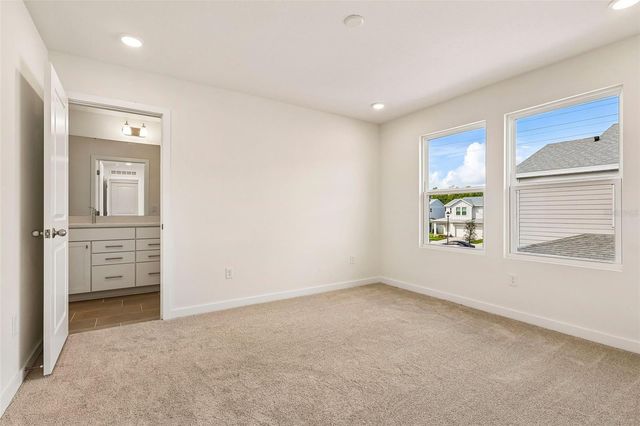 2712 MEADOW CREST DRIVE, St Cloud, FL 34773