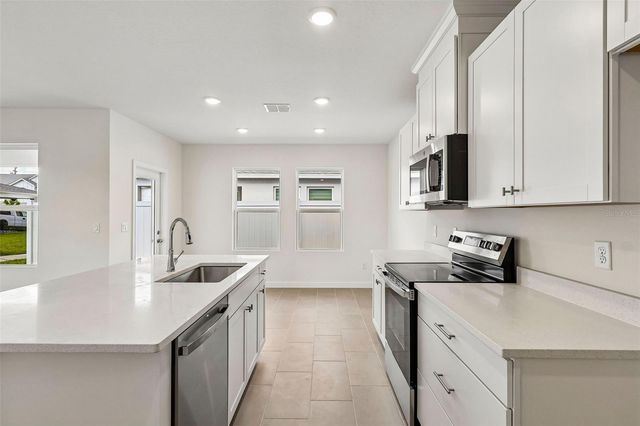 2712 MEADOW CREST DRIVE, St Cloud, FL 34773