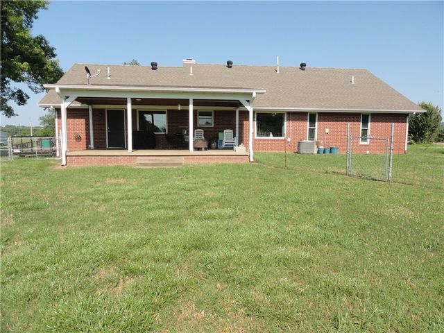 205 Westwood, Marshall, AR 72650