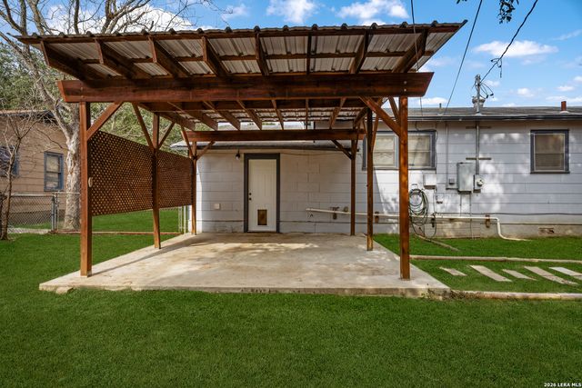 408 Aviation Ave, Schertz, TX 78154