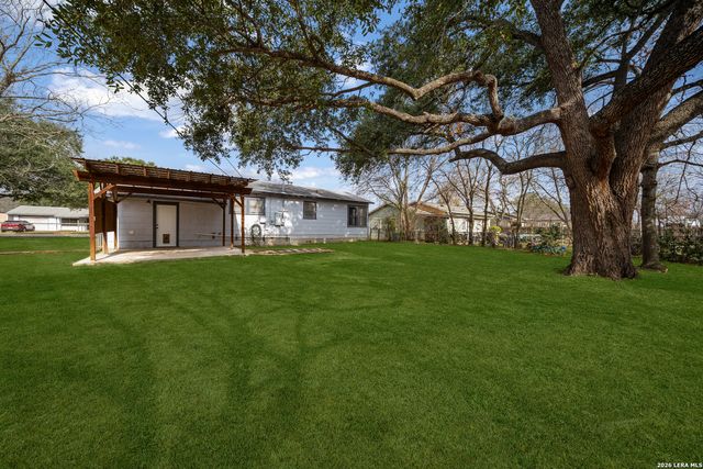 408 Aviation Ave, Schertz, TX 78154