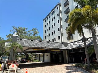 4700 N HABANA AVENUE 100, Tampa, FL 33614