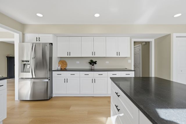 7711 Dairy Lane, Lakewood, IL 60014