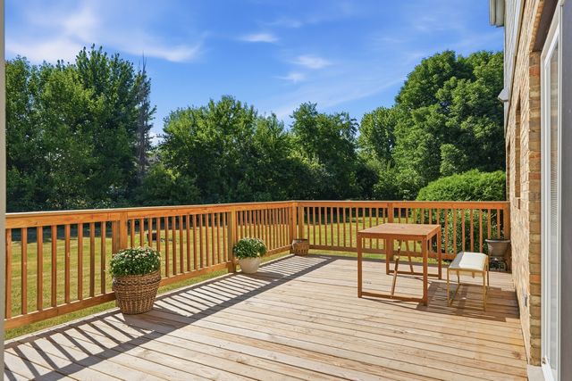 7711 Dairy Lane, Lakewood, IL 60014
