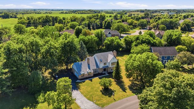 7711 Dairy Lane, Lakewood, IL 60014