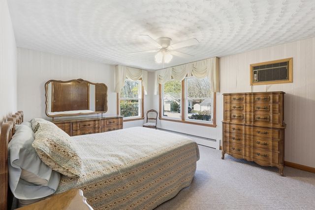 4 Ayrshire Rd, Worcester, MA 01604