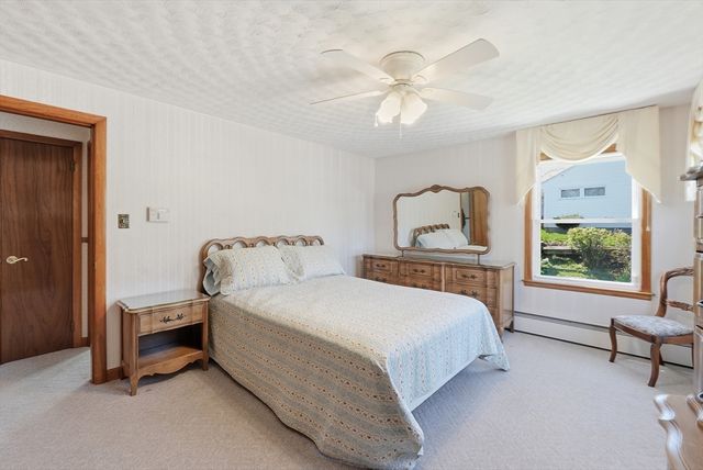 4 Ayrshire Rd, Worcester, MA 01604